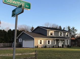 4615 Sawmill Rd, Clarence, NY 14031