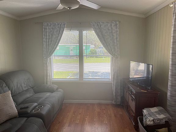 4th image of 520 S Daytona Ave #21