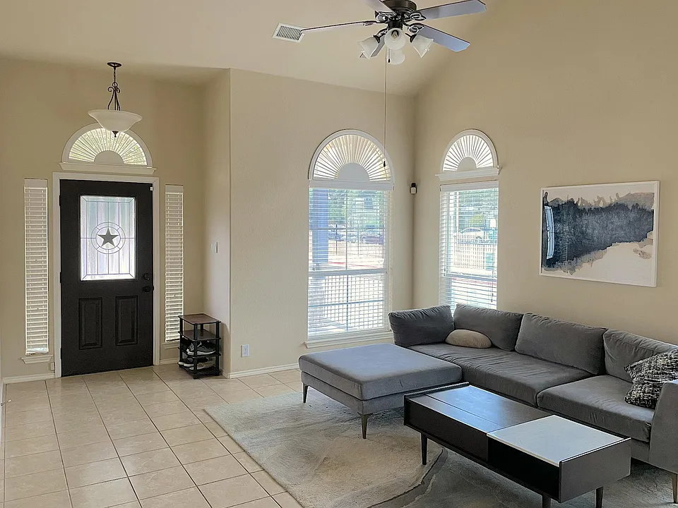 8829 White Ibis Dr
