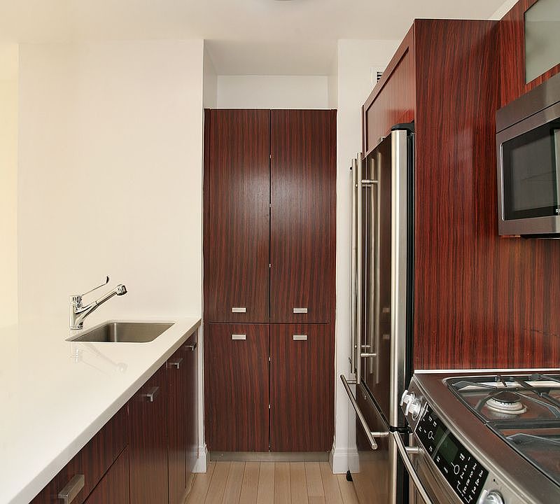 1st image of 211 E 46th St #26H