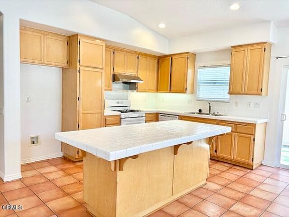 4th image of 1024 Jonquill Ave