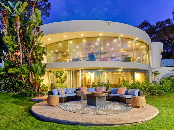 9090 La Jolla Shores Ln, La Jolla, CA 92037