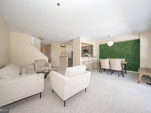 3rd image of 12 Bala Ave APT 1