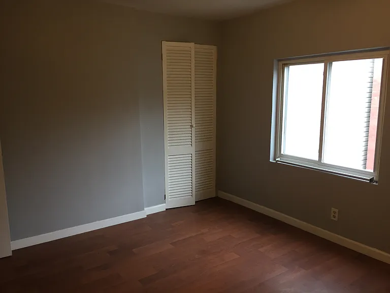 4916 Cypress St #2 — Photo 3