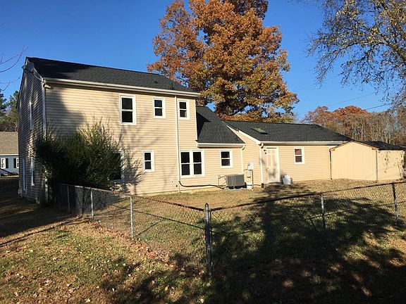 3rd image of 7101 Nesbitt Dr