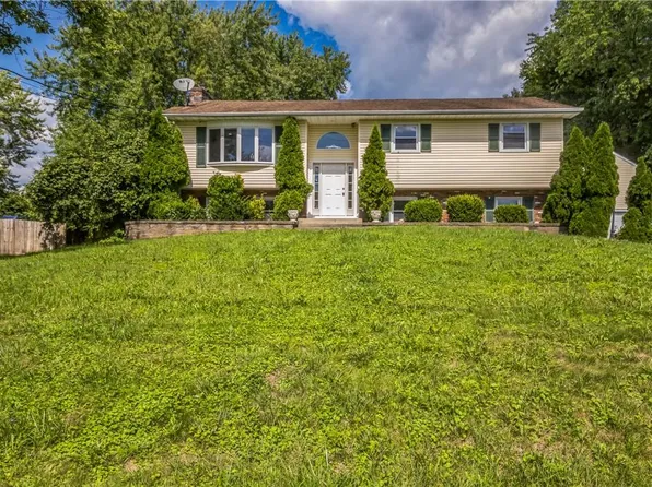 66 Scott Drive, Middletown, NY 10941