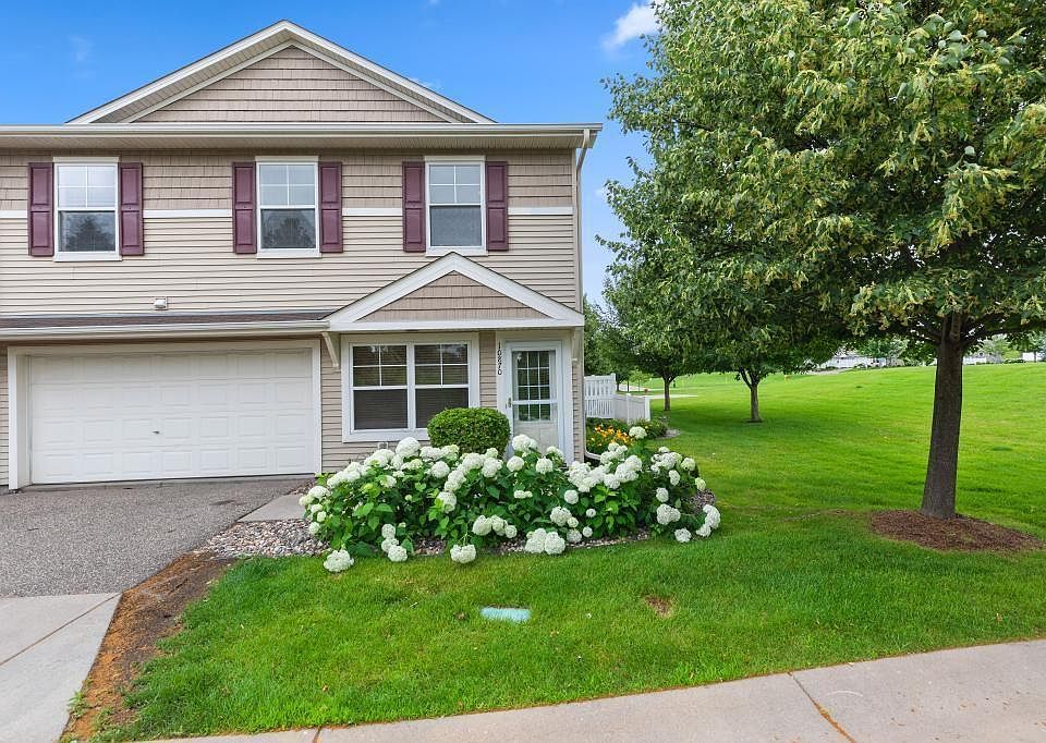 1st image of 10870 Kingsfield Ln