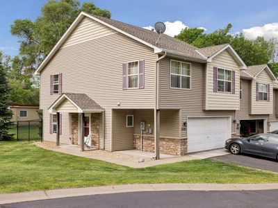 2078 Shryer Ct E, North St Paul, MN, 55109