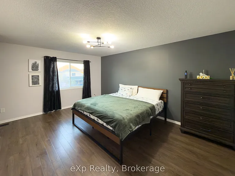 12 Griffiths Ave — Photo 12