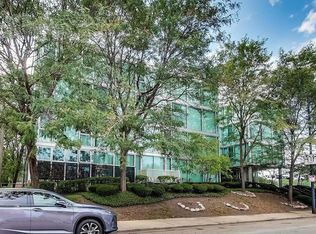 3120 S Indiana Ave, Chicago, IL 60616