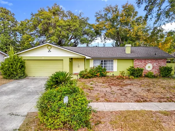 305 Robin Hill Dr, Altamonte Springs, FL 32701