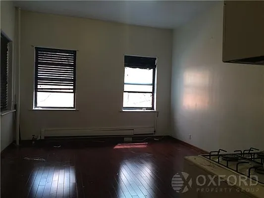 Rented by Oxford Property Group | media 35