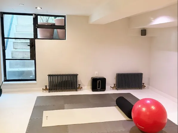 226 6th Avenue image 17 of 20