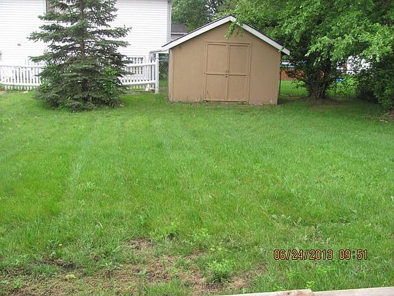 3rd image of 2215 Greenbay Dr