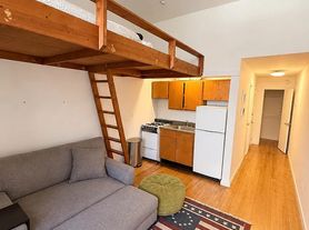 62 W 71st St, New York, NY