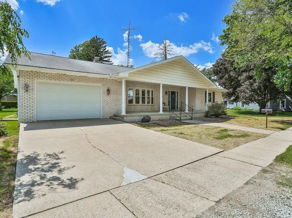 603 N Washington St, Bourbon, IN 46504