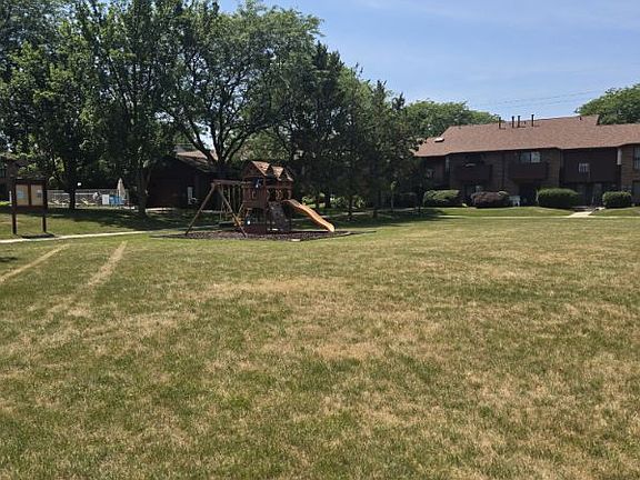 4th image of 9096 N Park Plaza Ct