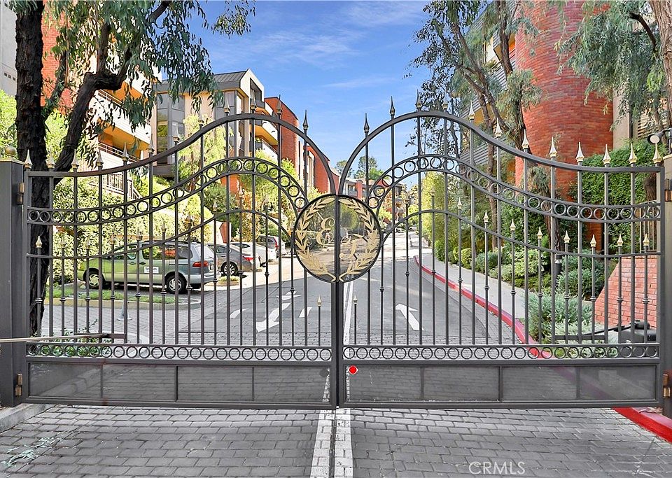 1st image of 4771 Park Encino Ln Unit 136