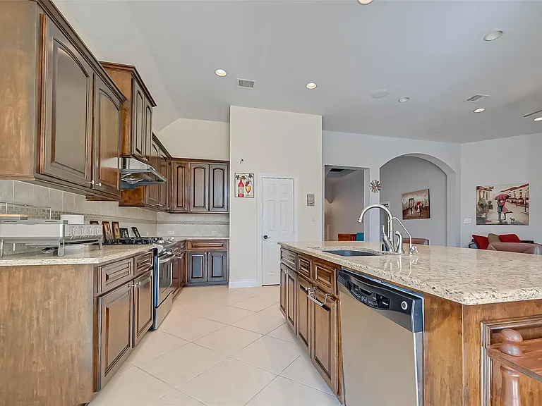 5422 Linden Rose Ln — Photo 21