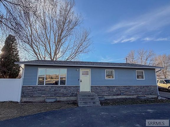 2nd image of 13961 N Hawthorne Rd