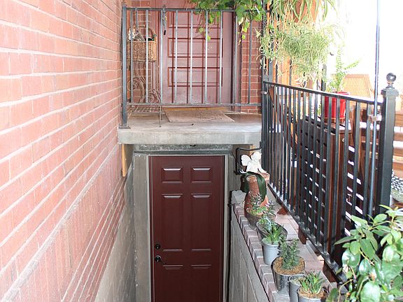 Walk out Basement