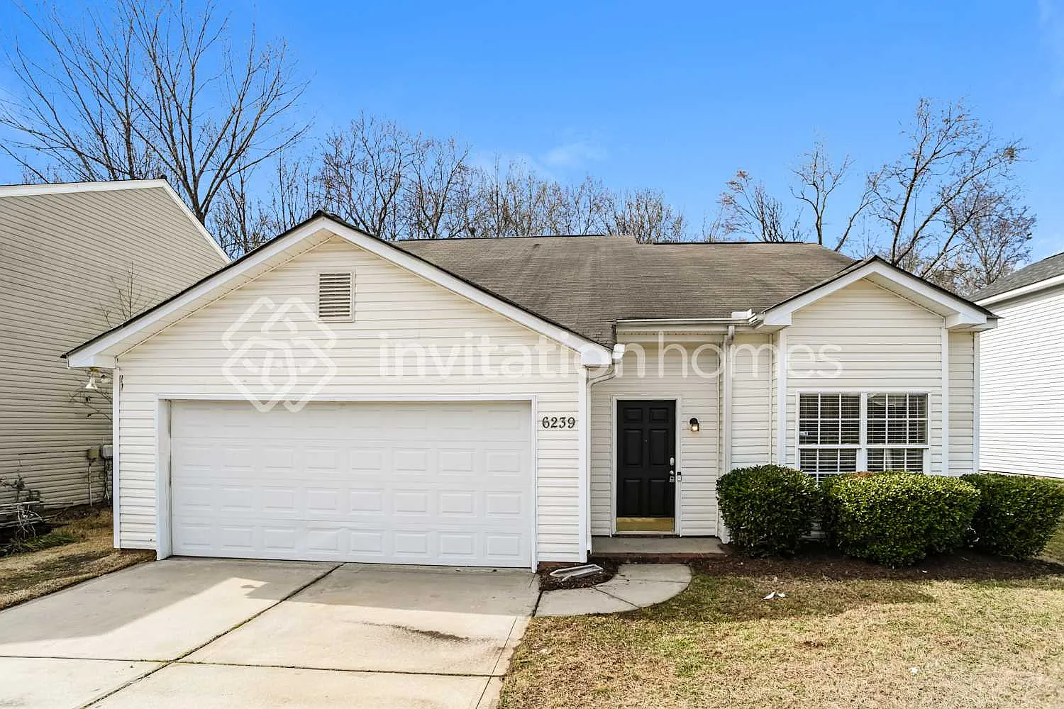 6239 Day Lilly Ln Charlotte, NC 28216 — Photo 1