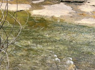 349 Valley View Dr, Hickman, TN 38567