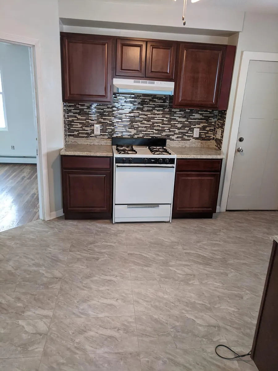 Building Photo - 1375 Newport Ave #3