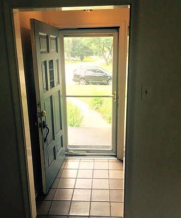 2nd image of 404 Marietta St