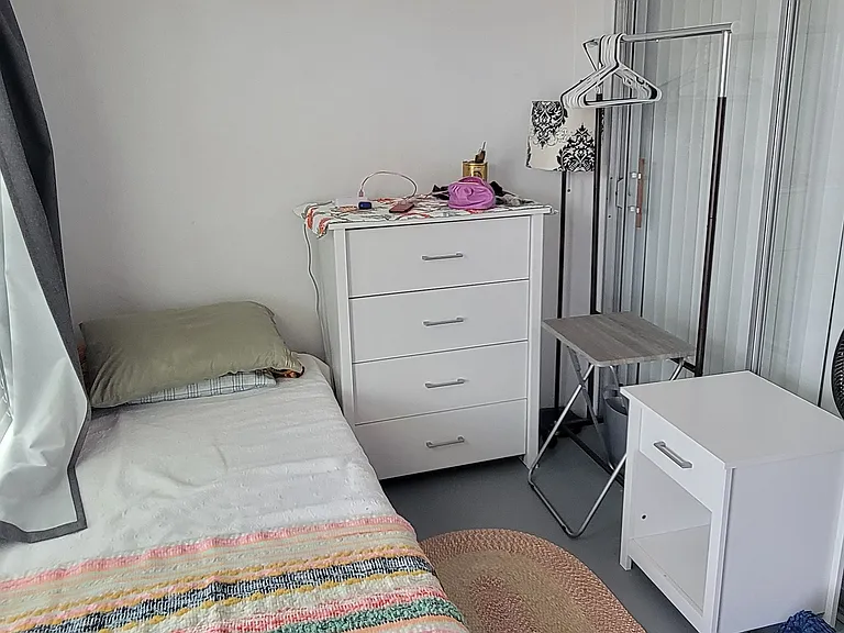 florida room /small bedroom at trhe entrance