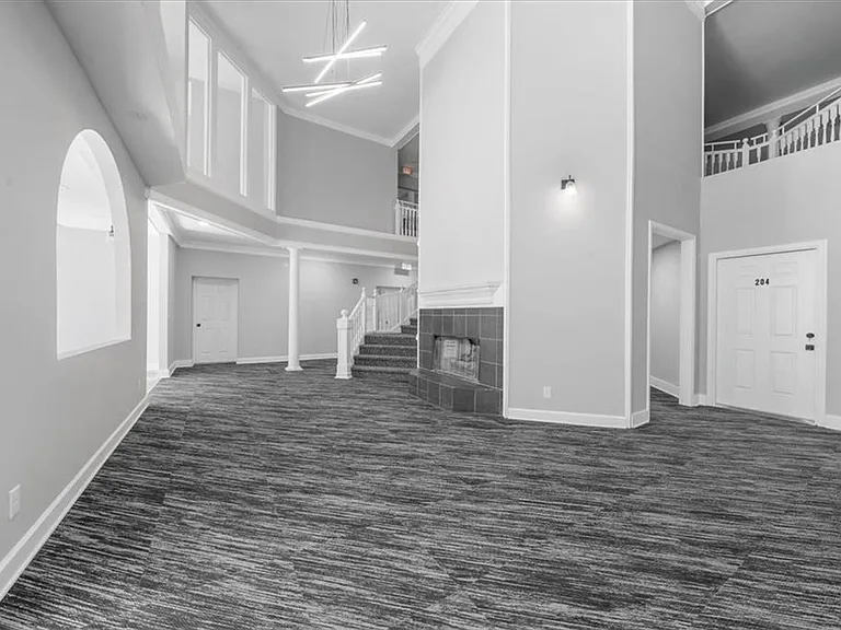5399 Northland Dr NE #3 — Photo 1