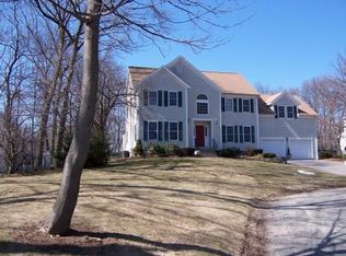 10 Yorkshire Dr, Natick, MA 01760