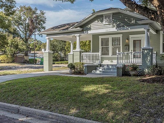 2nd image of 3217 W Palmira Ave