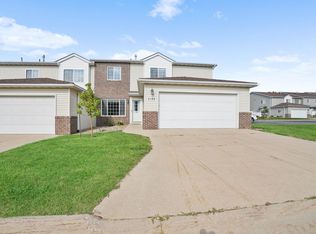 2106 Josie Rdg, Waterloo, IA 50701