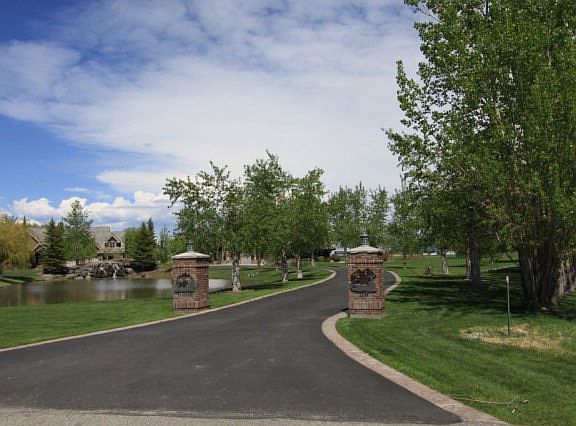 2nd image of 2234 S Fork Cir