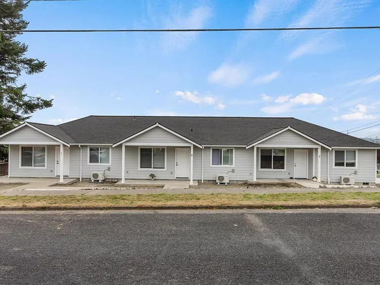 303 E Broadway Ave — Photo 1