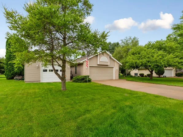 1205 4th St NE, Waseca, MN 56093