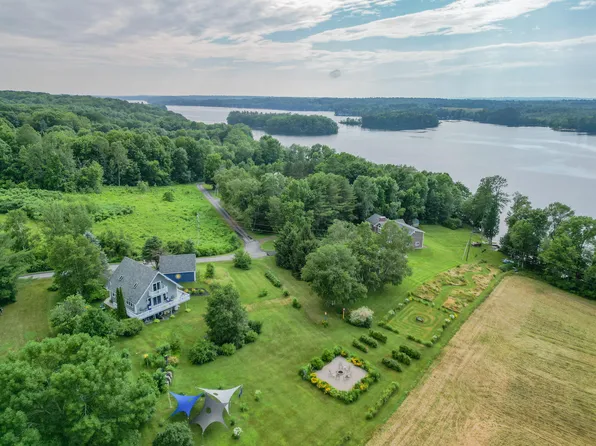 9 31st Fire Road, China, ME 04358