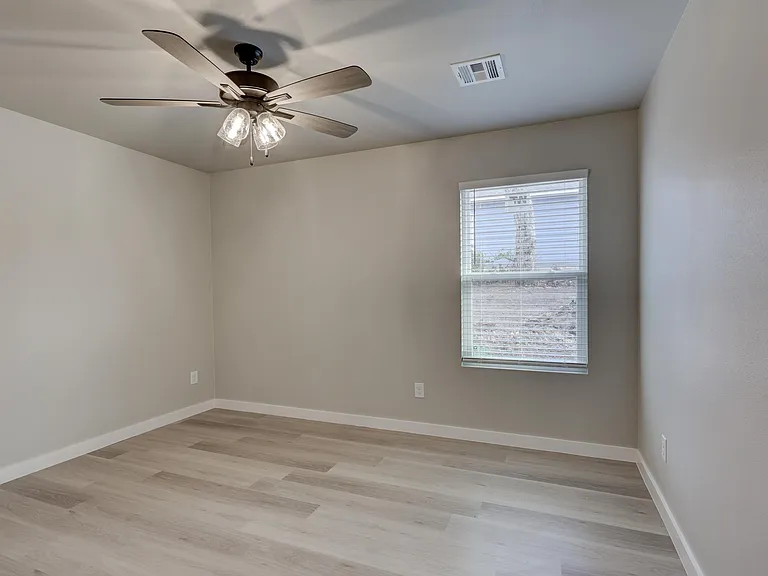 2520 Quincy St #2520 — Photo 6