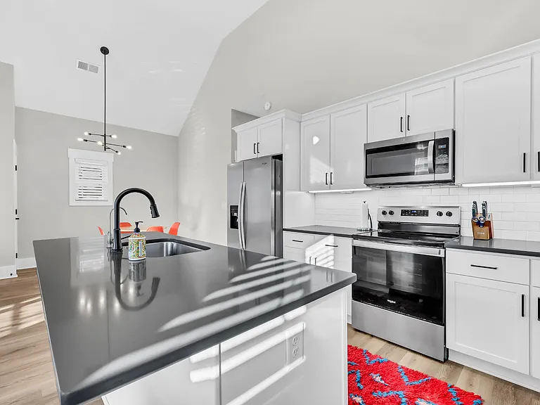 1372 Hicks Edgen Rd — Photo 9