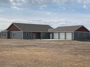 8714 Hogue Rd, Bismarck, ND 58503