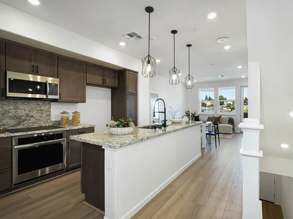 3824 Norbridge Ave, Castro Valley, CA 94546