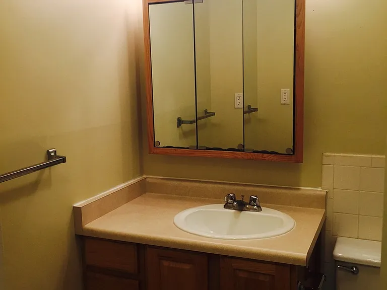 Irving Heights Apartments — Photo 50