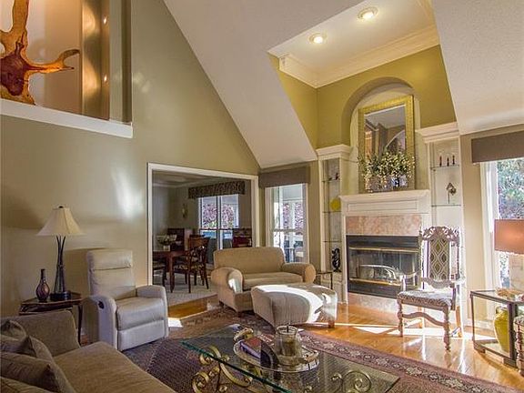 4th image of 712 Zelda Ct