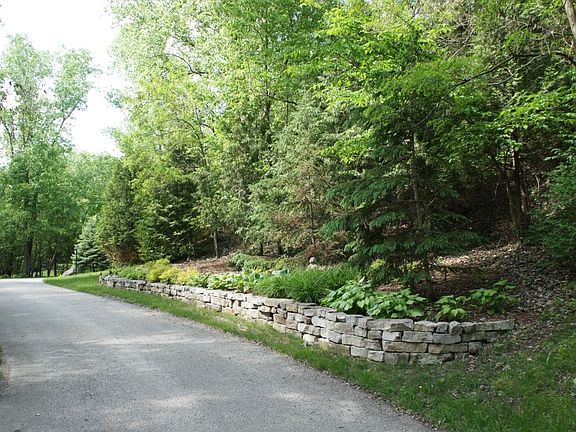 2nd image of W4101 Kiekhaefer Pkwy