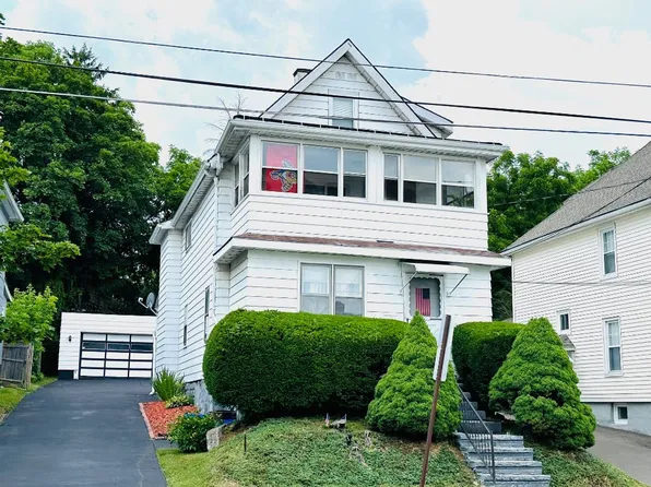 317 Squires Ave, Endicott, NY 13760