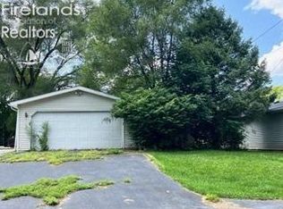 721 N Water St, Tiffin, OH 44883