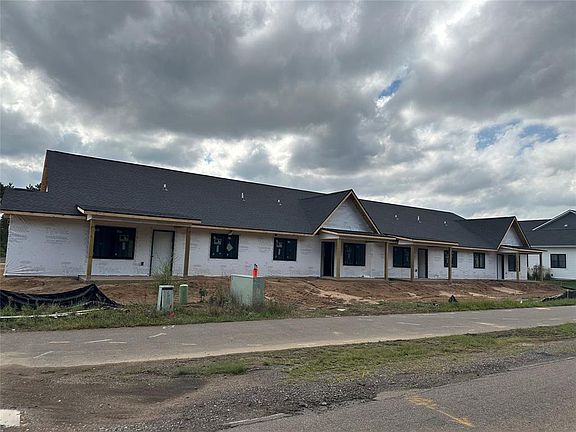 4th image of 2273 Lake Road