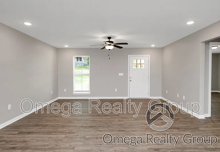 1210 Hueytown Rd — Photo 8