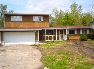 16 Oak St, Pt Barrington, IL